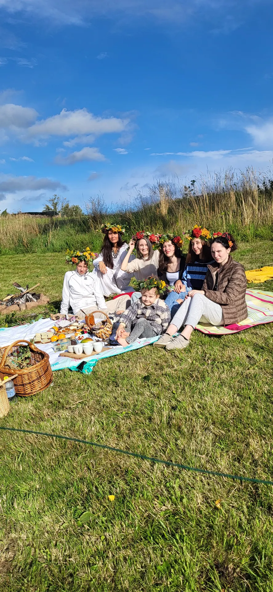 Вечерний отдых во дворе Nertha